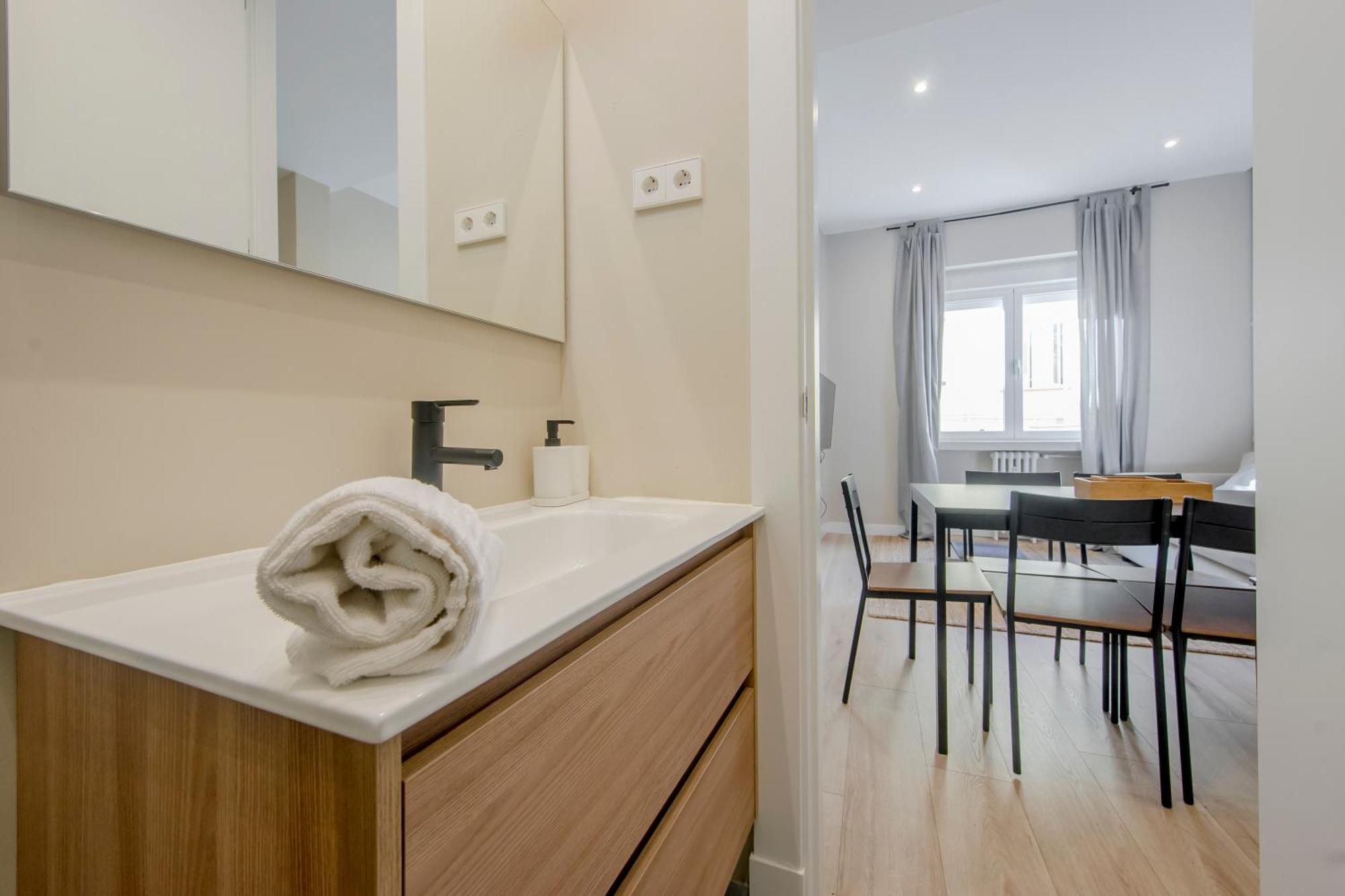Downtown Apt Para 7Pax La Latina,Centro De マドリード エクステリア 写真